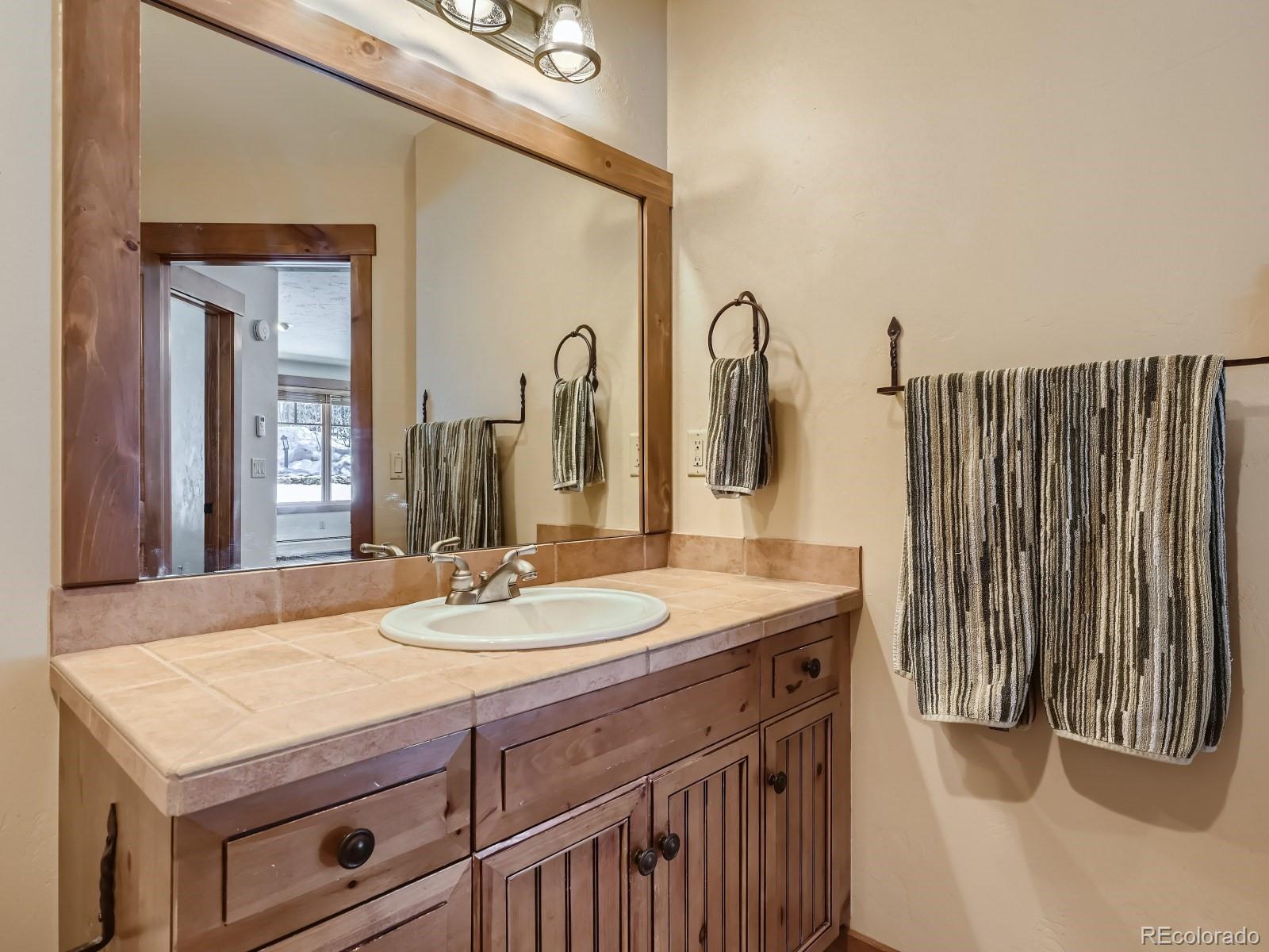 35 Mountain Thunder Drive Unit: 5105