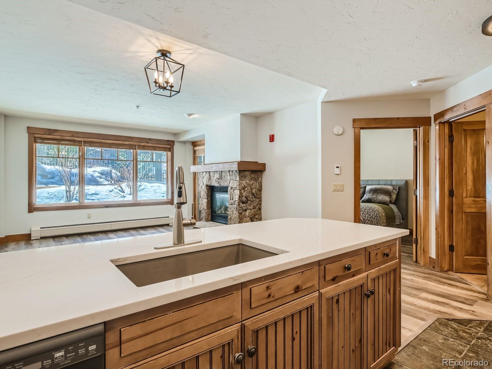35 Mountain Thunder Drive Unit: 5105