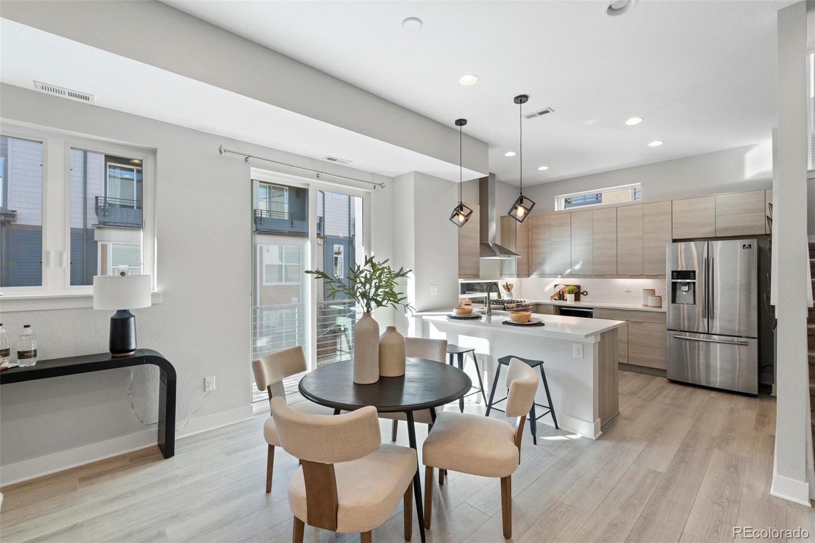 1625 King Street Unit: 4