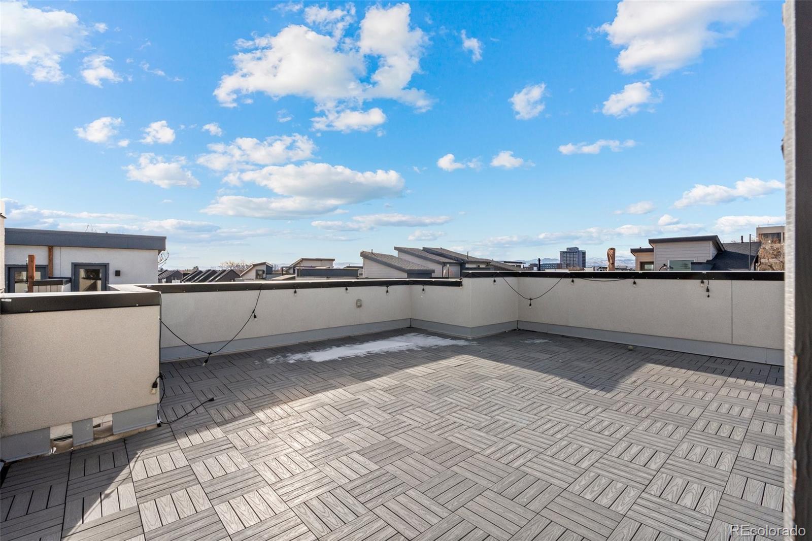 1625 King Street Unit: 4