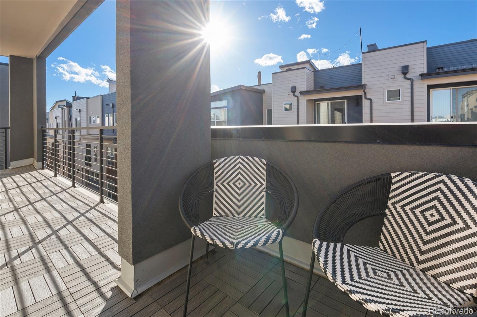 1625 King Street Unit: 4