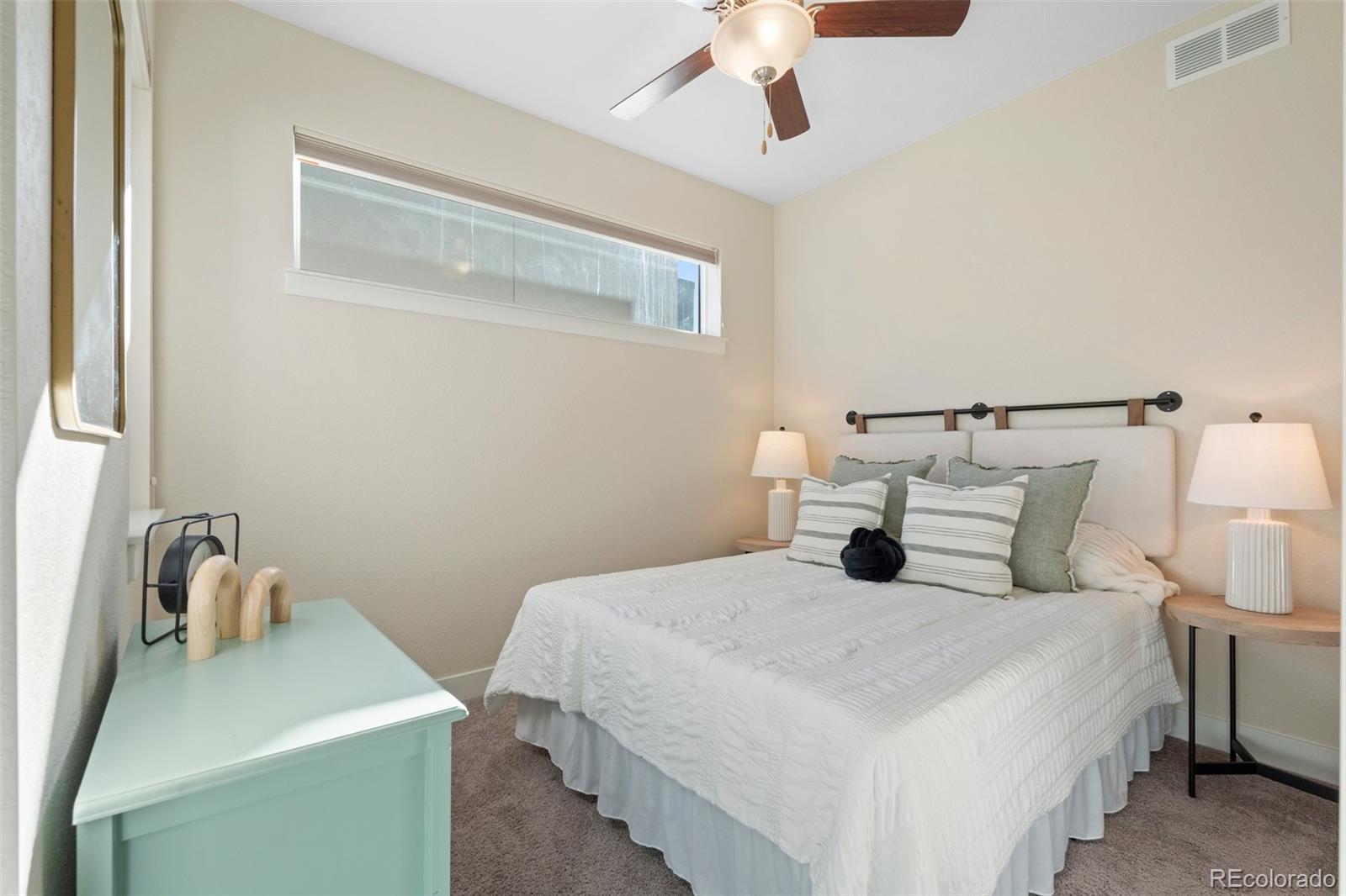 1625 King Street Unit: 4