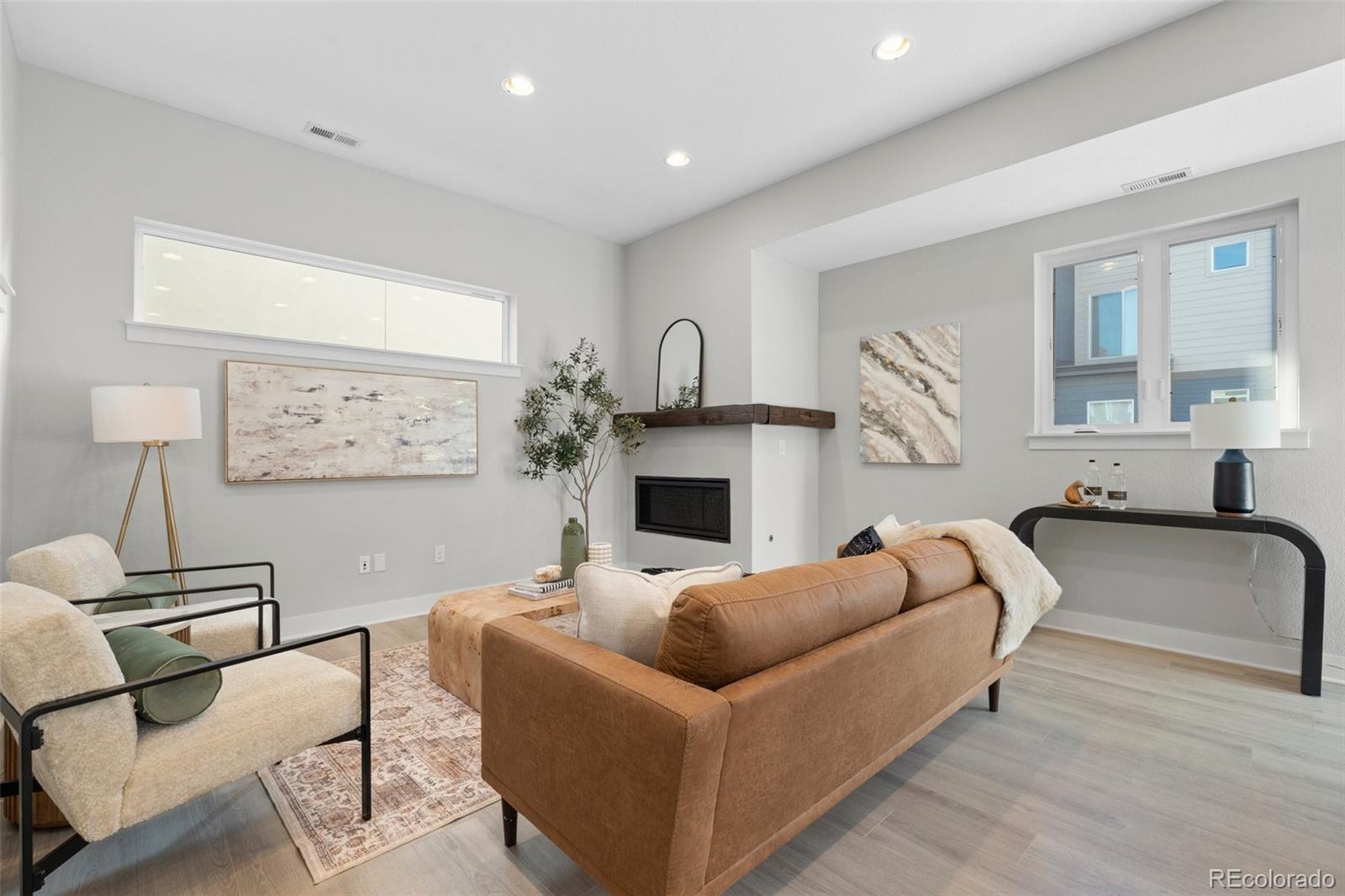 1625 King Street Unit: 4