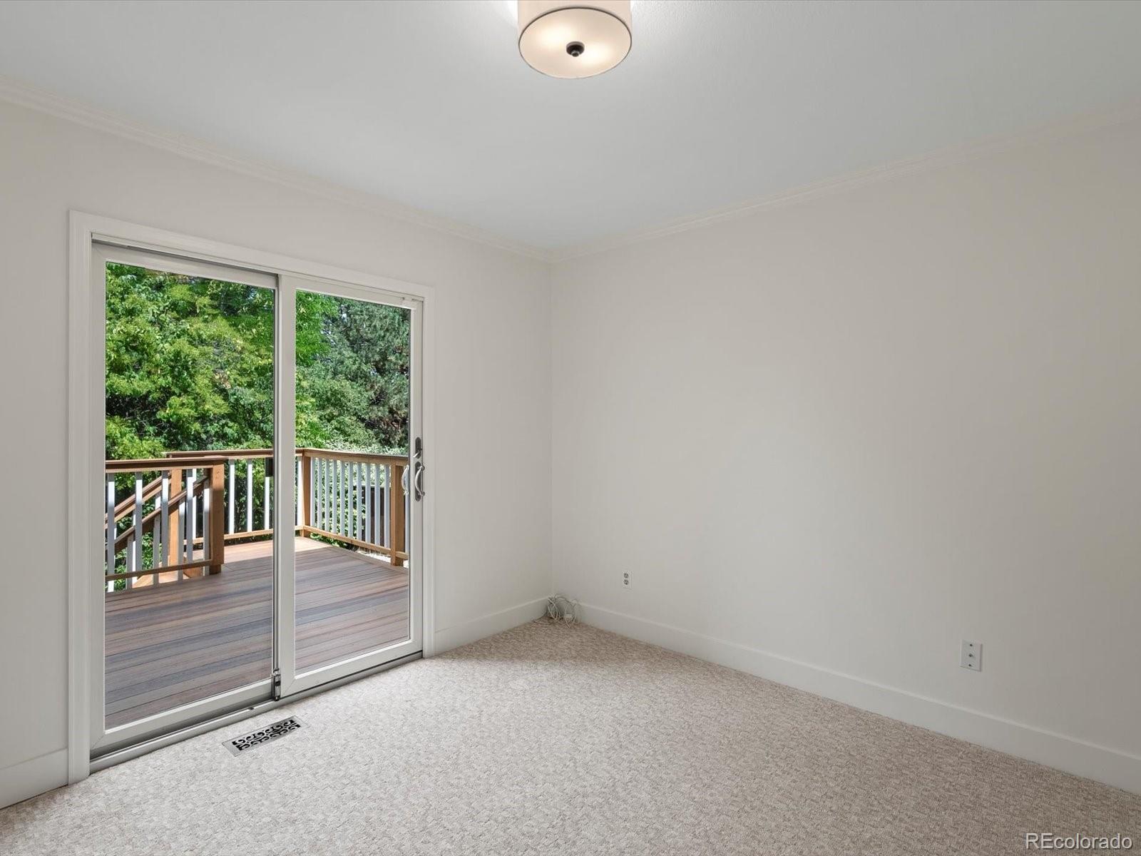 6221 Songbird Circle