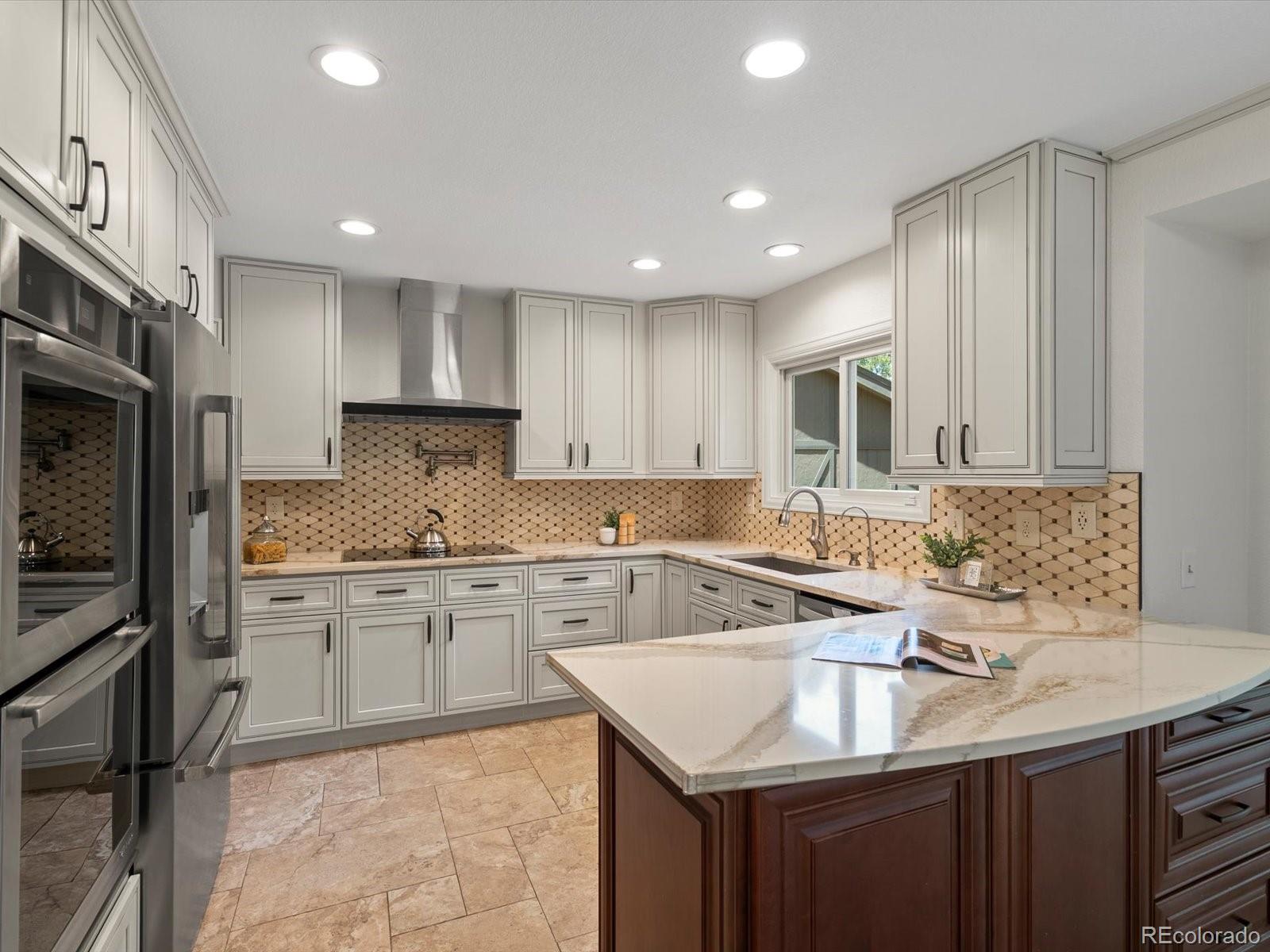 6221 Songbird Circle