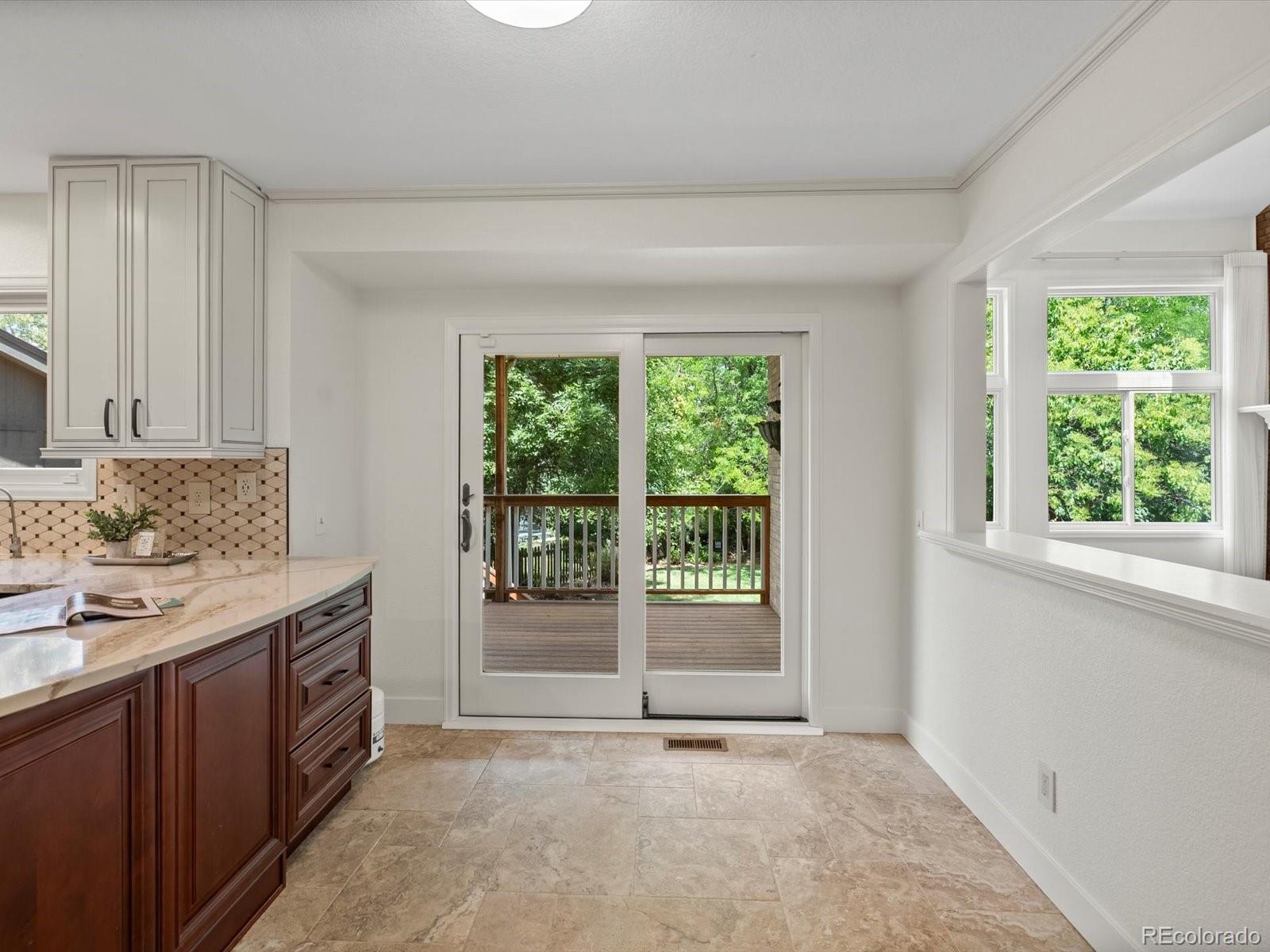 6221 Songbird Circle