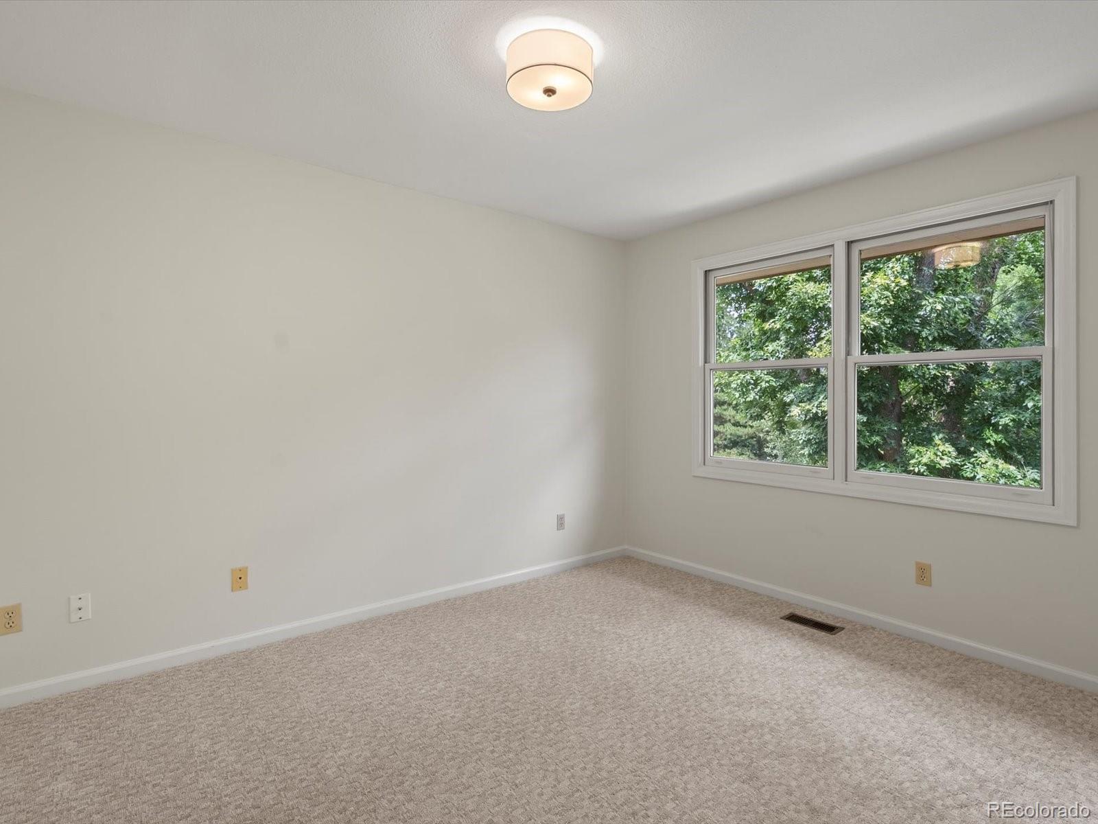 6221 Songbird Circle