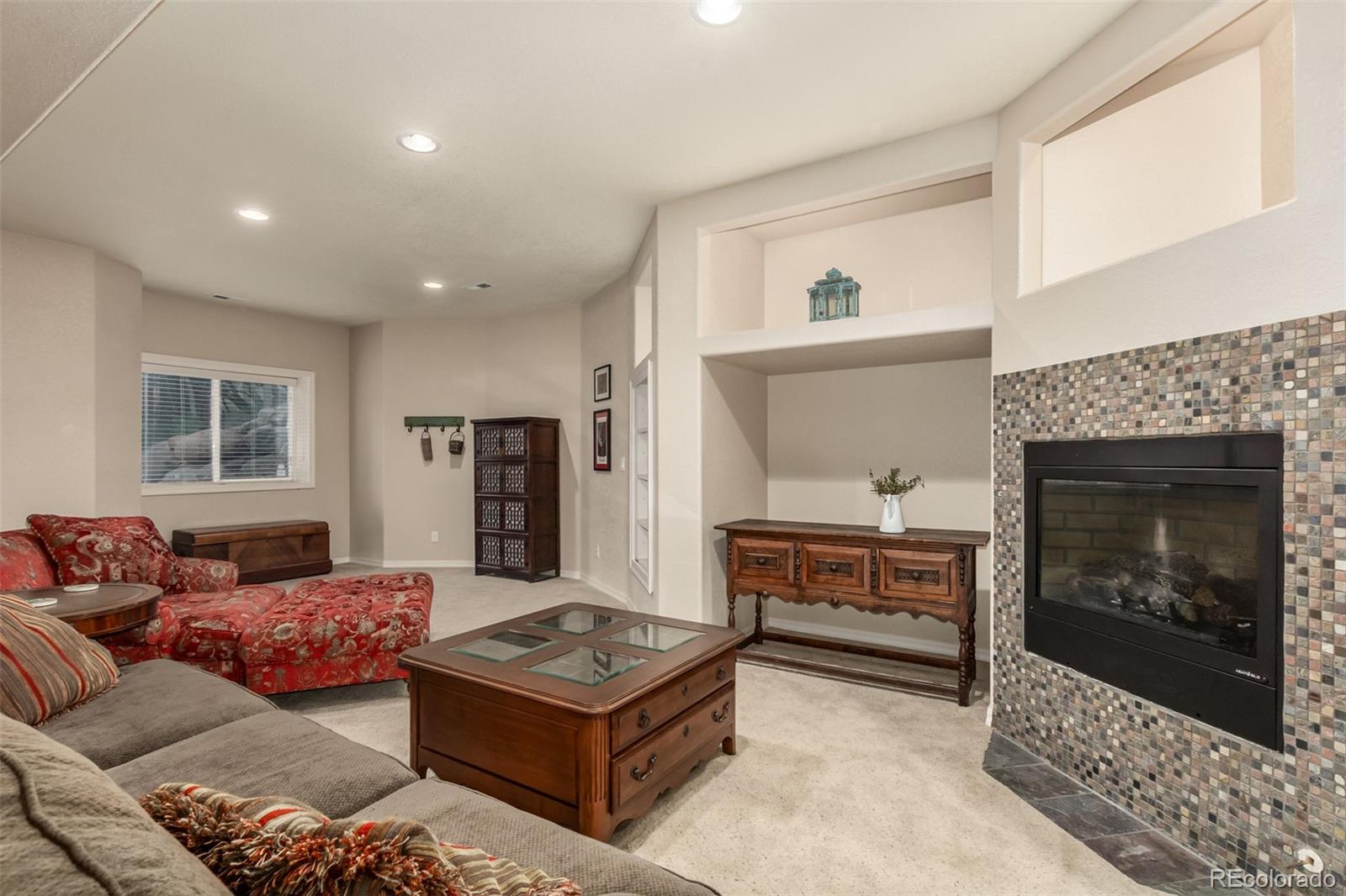 7061 Oak Valley Drive