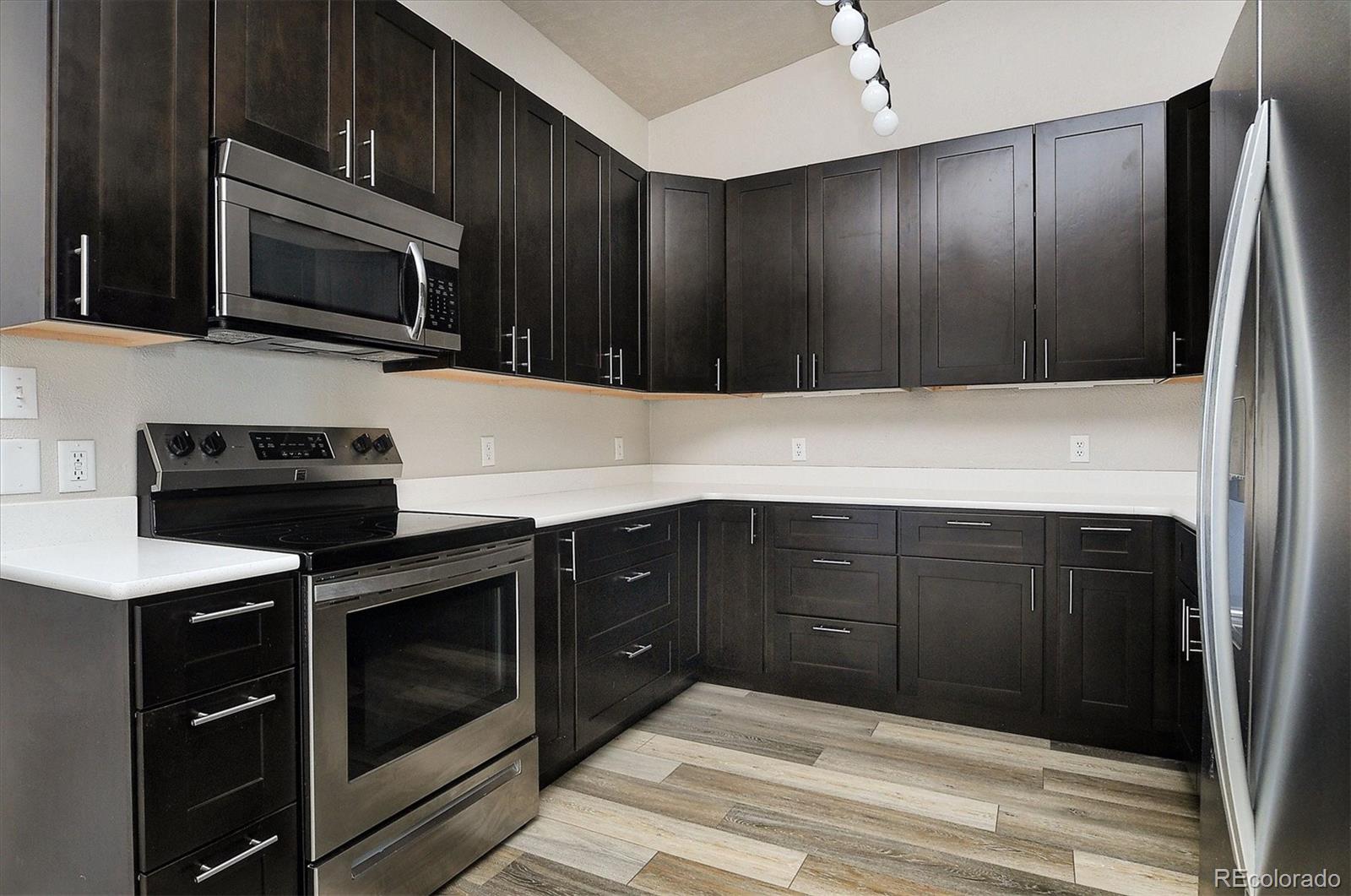 623 Cedar Lane Unit: B202