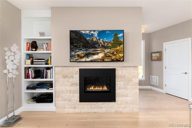 4100 Albion Street Unit: 1605