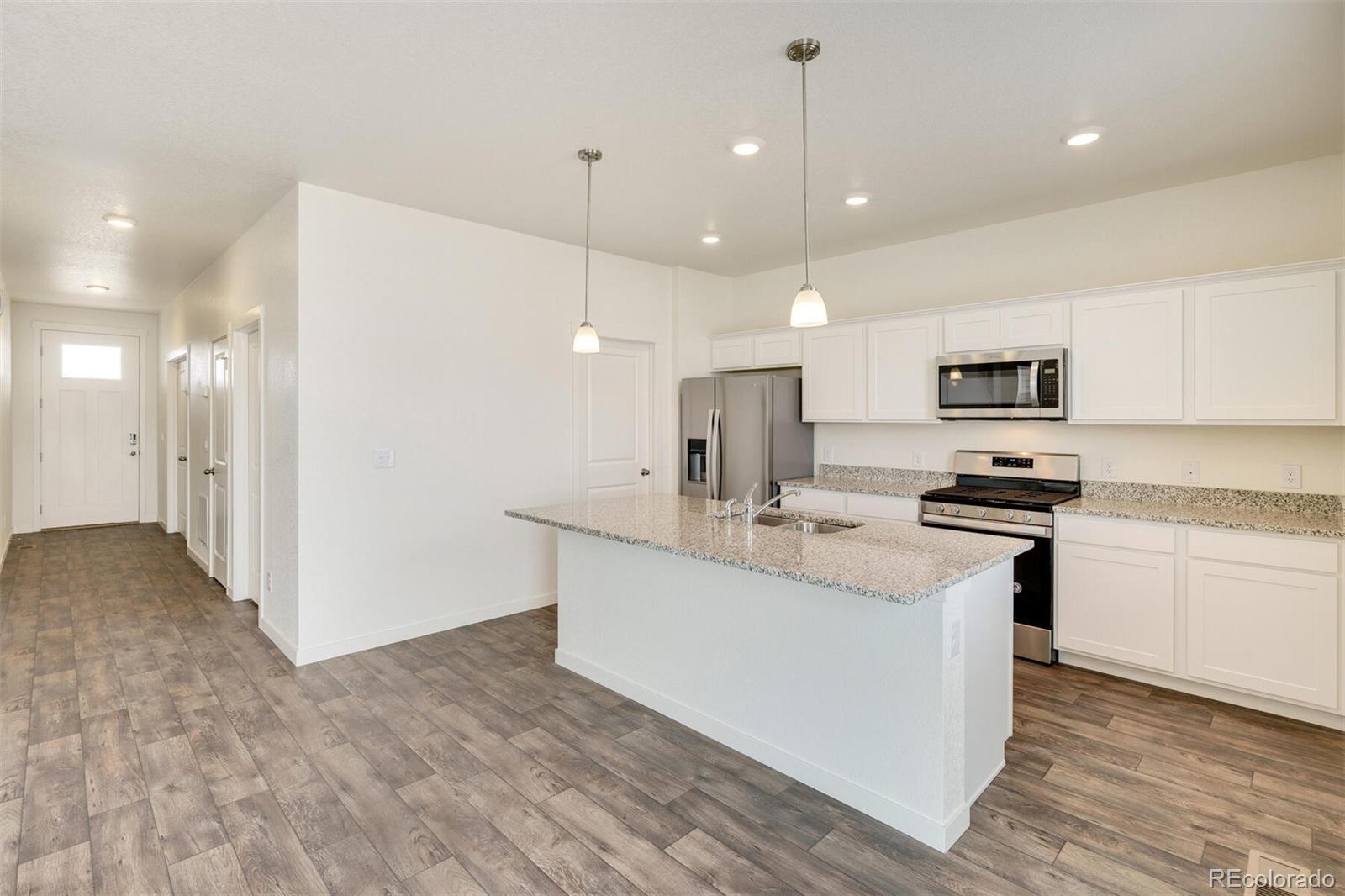 332 Hummingbird Lane