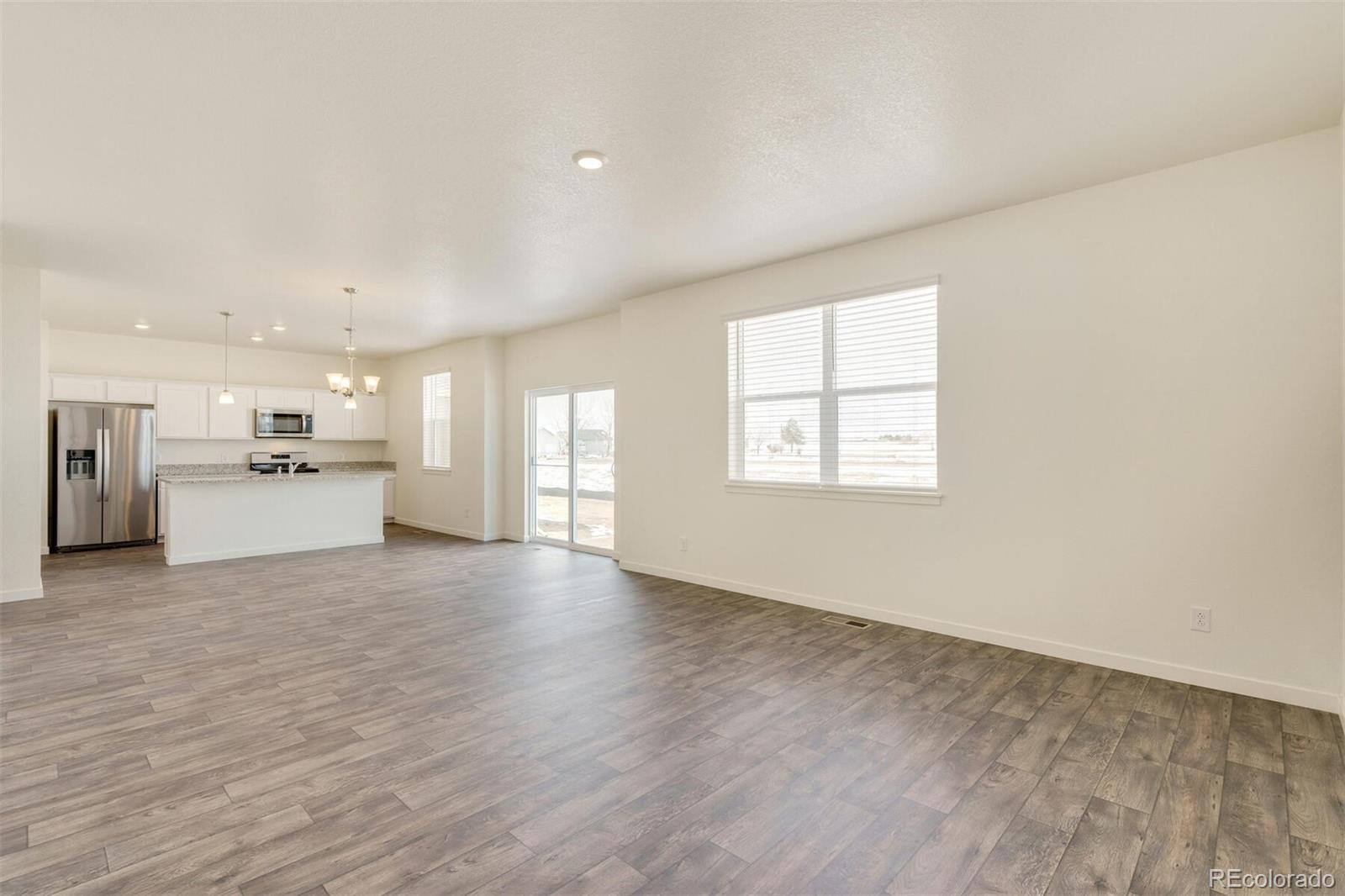 332 Hummingbird Lane