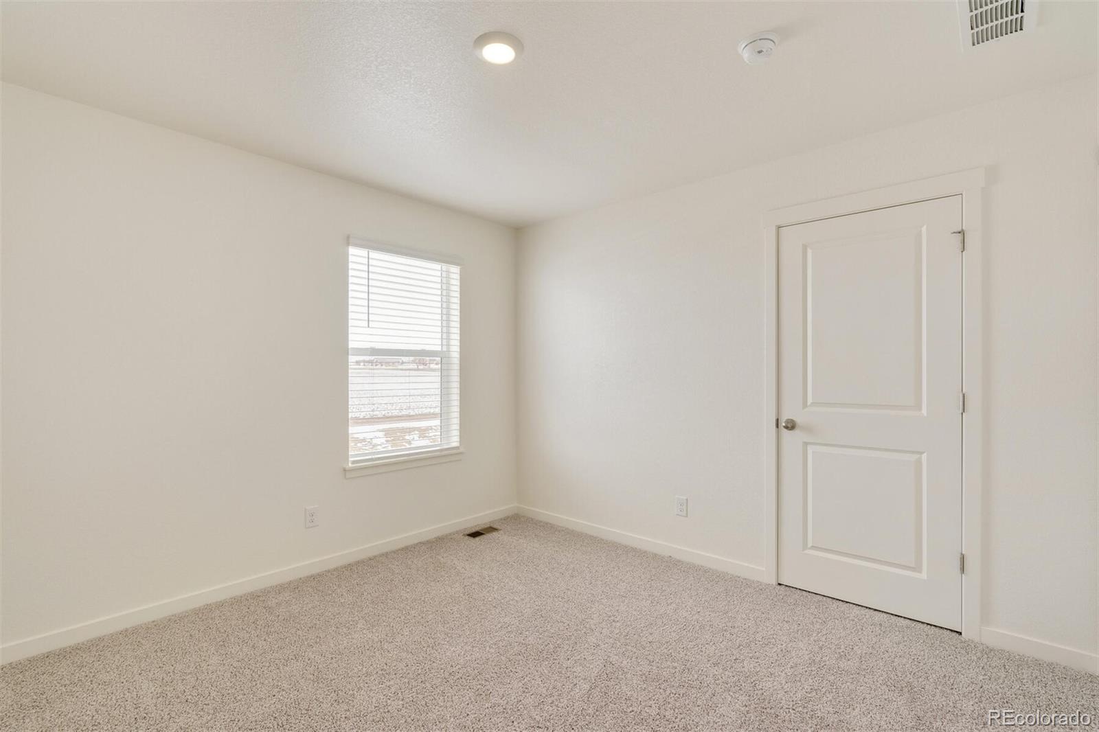 332 Hummingbird Lane