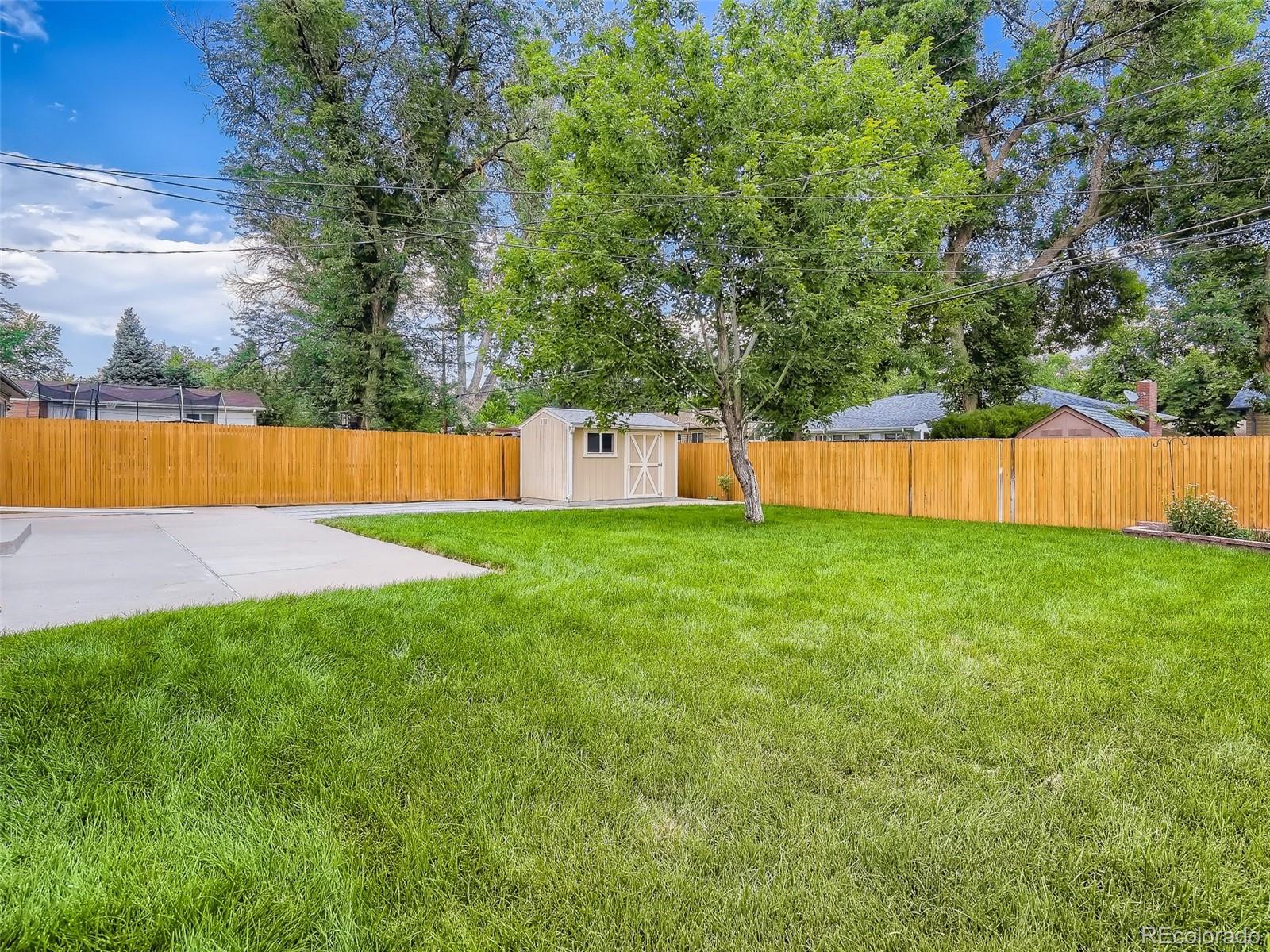 3064 S Zurich Court