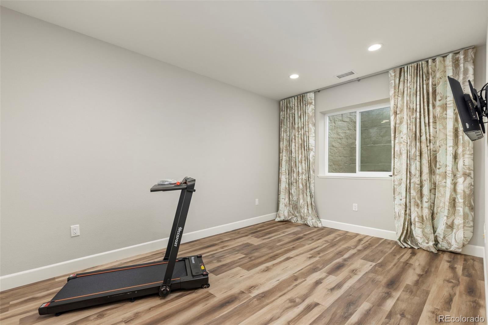 1546 Blackwood Court