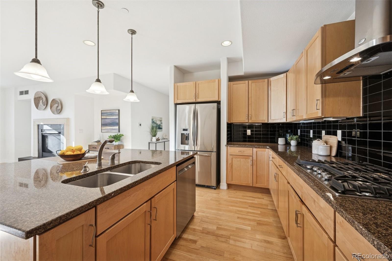 85 Rampart Way Unit: 309