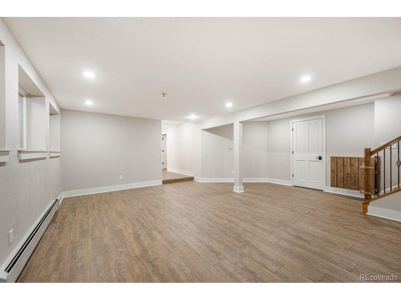 301 W Harper St