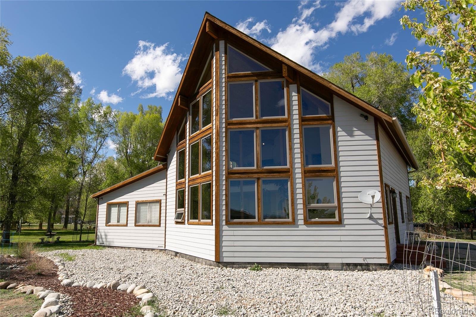 426 S San Juan Avenue