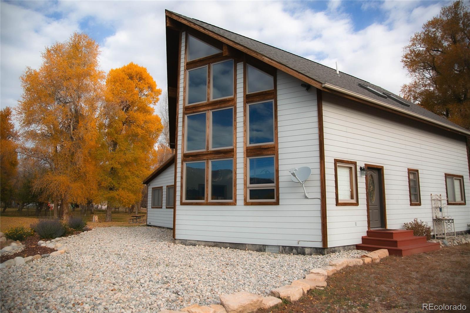 426 S San Juan Avenue