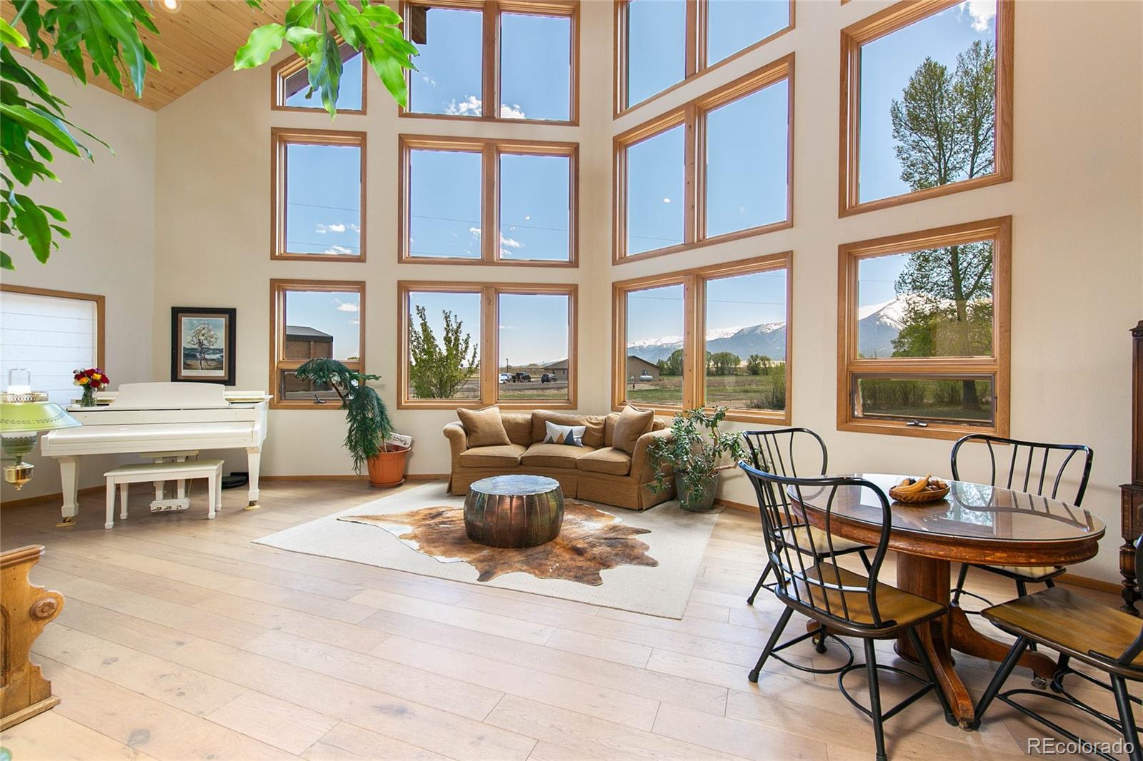 426 S San Juan Avenue