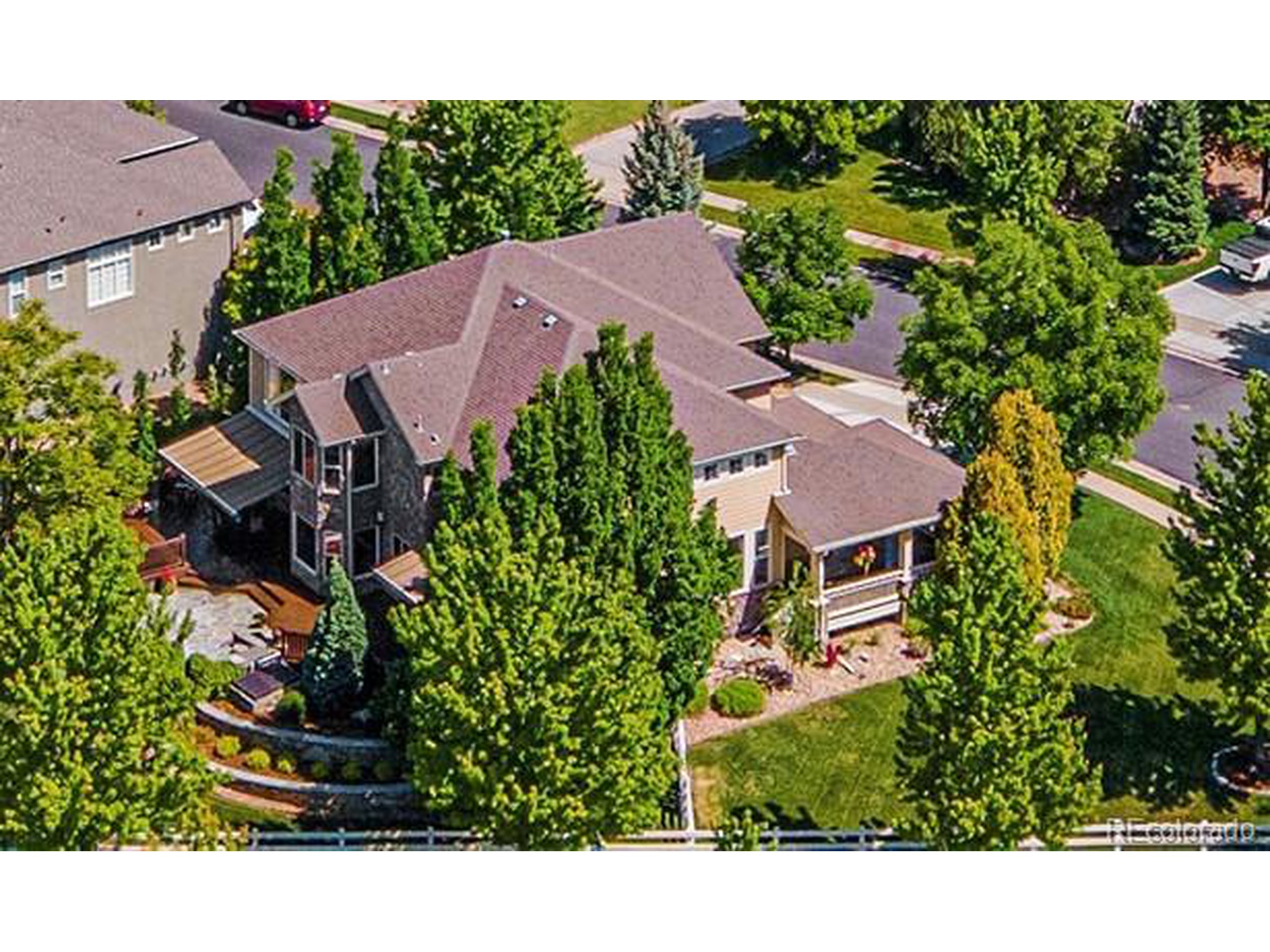 3822 Broadmoor Loop