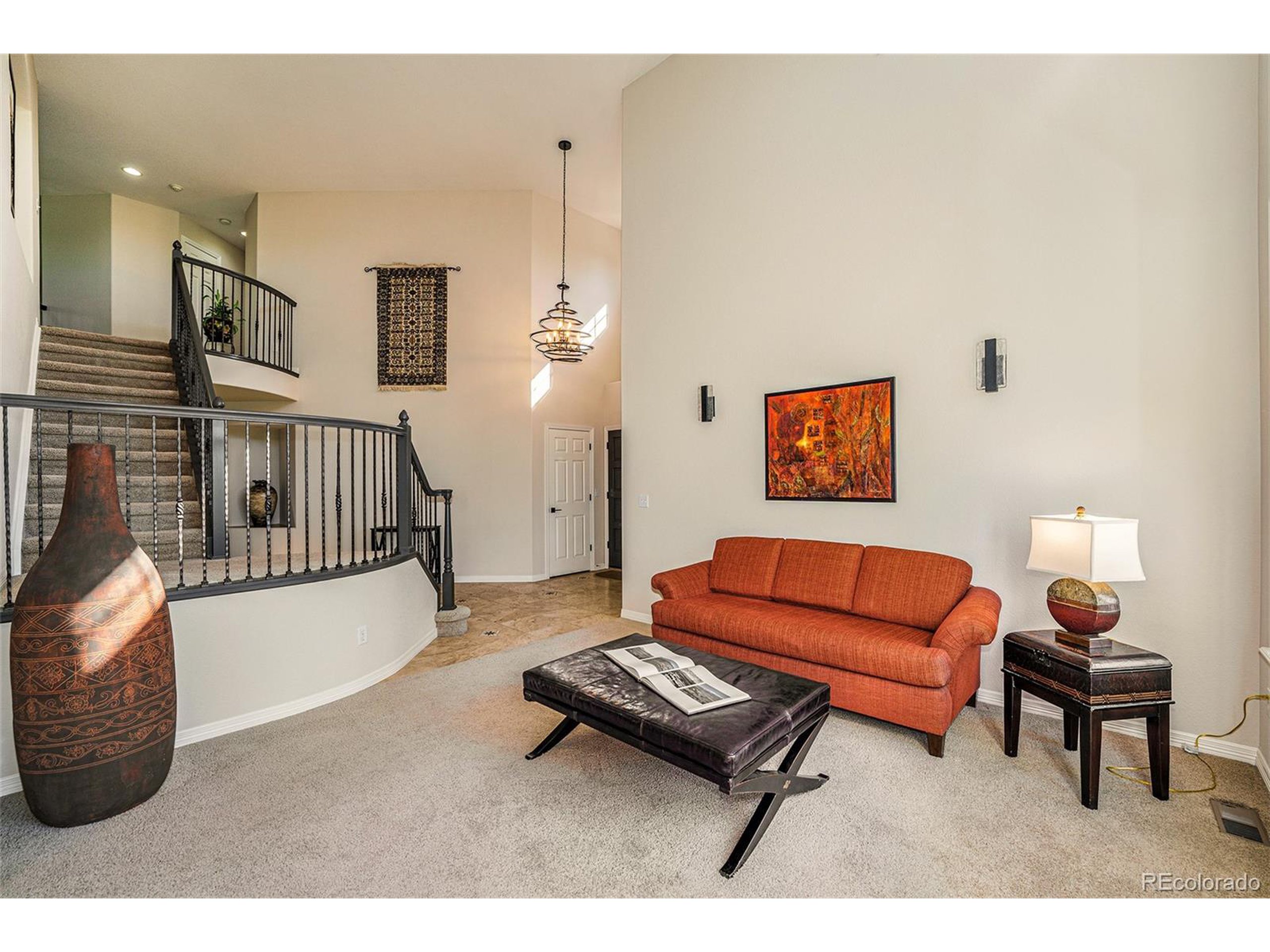 3822 Broadmoor Loop