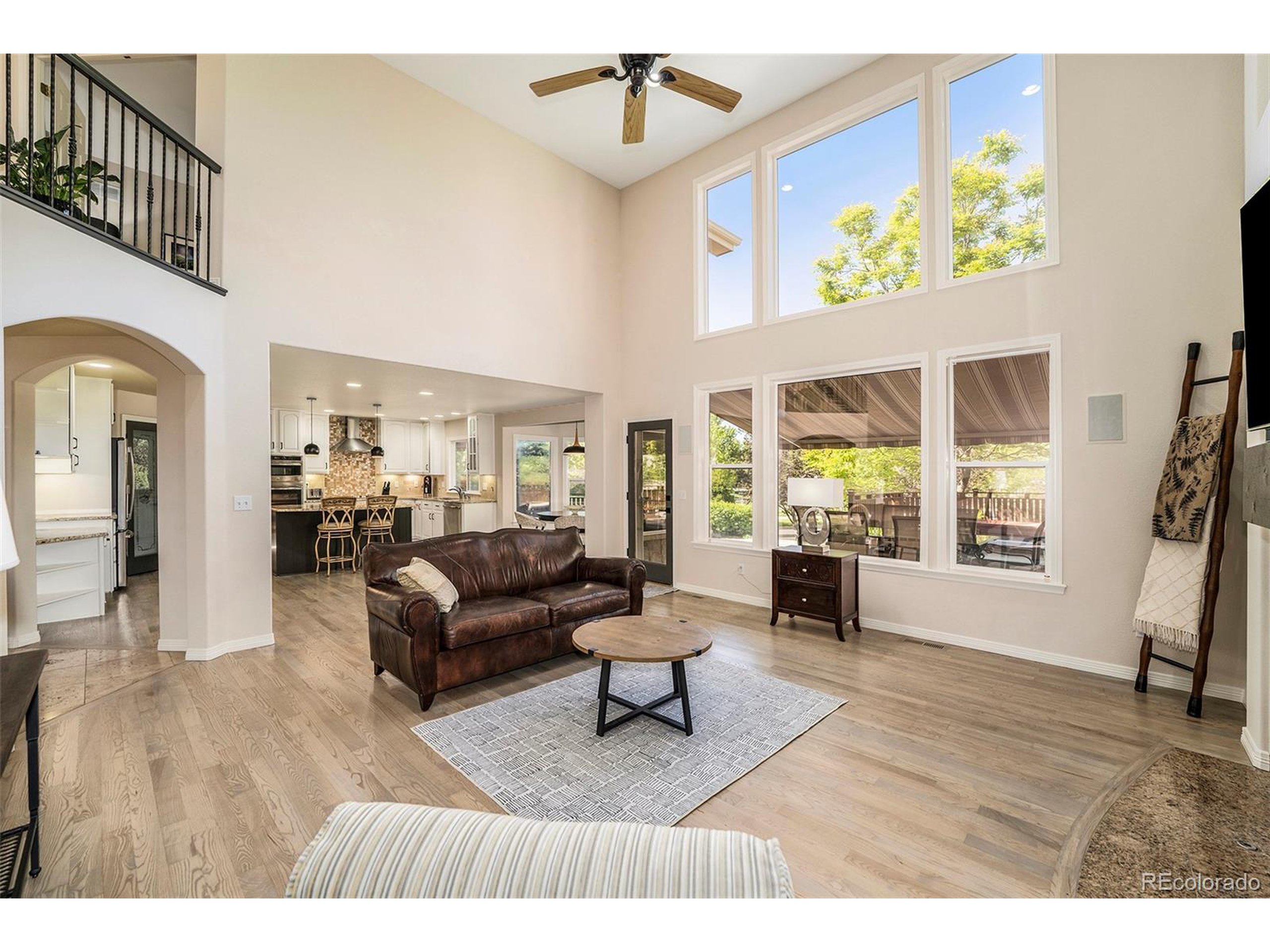3822 Broadmoor Loop