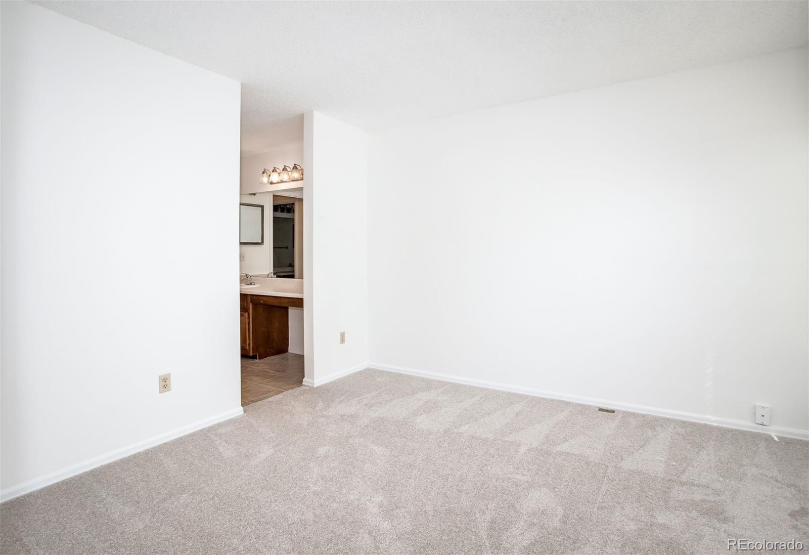 7900 W Layton Avenue Unit: 807