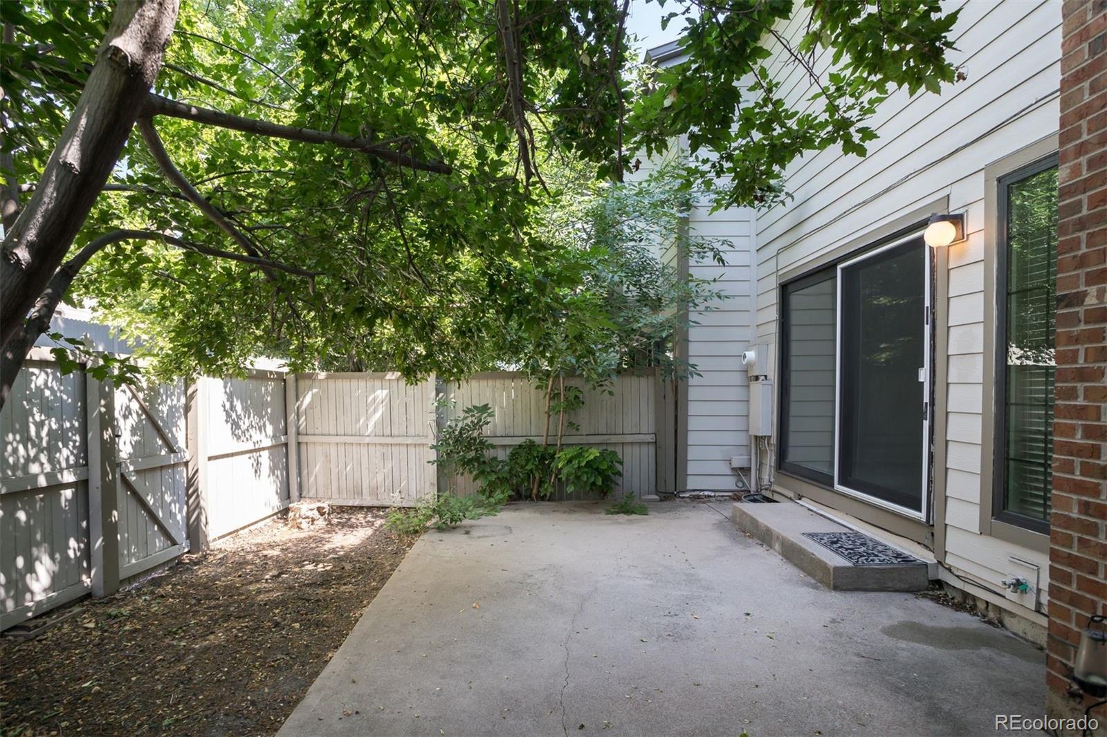 7900 W Layton Avenue Unit: 807