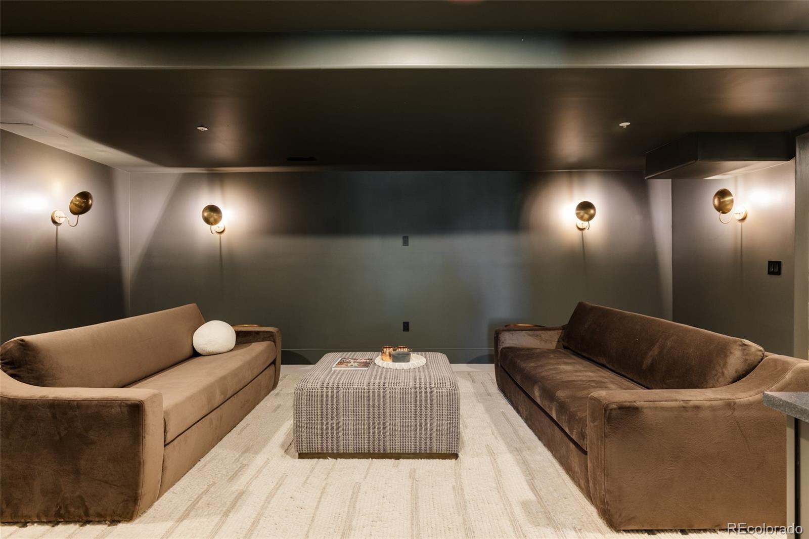 8937 Little Raven Trail