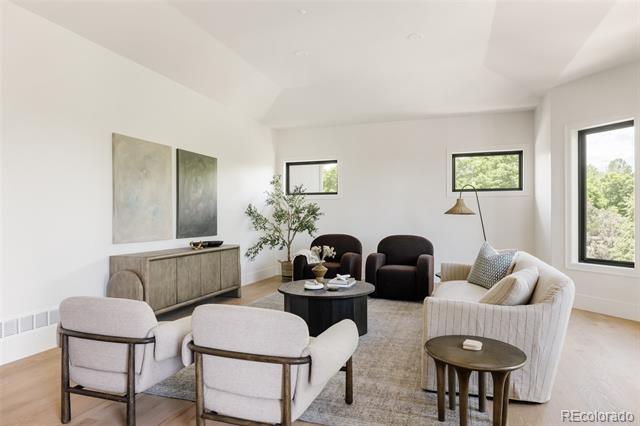 8937 Little Raven Trail