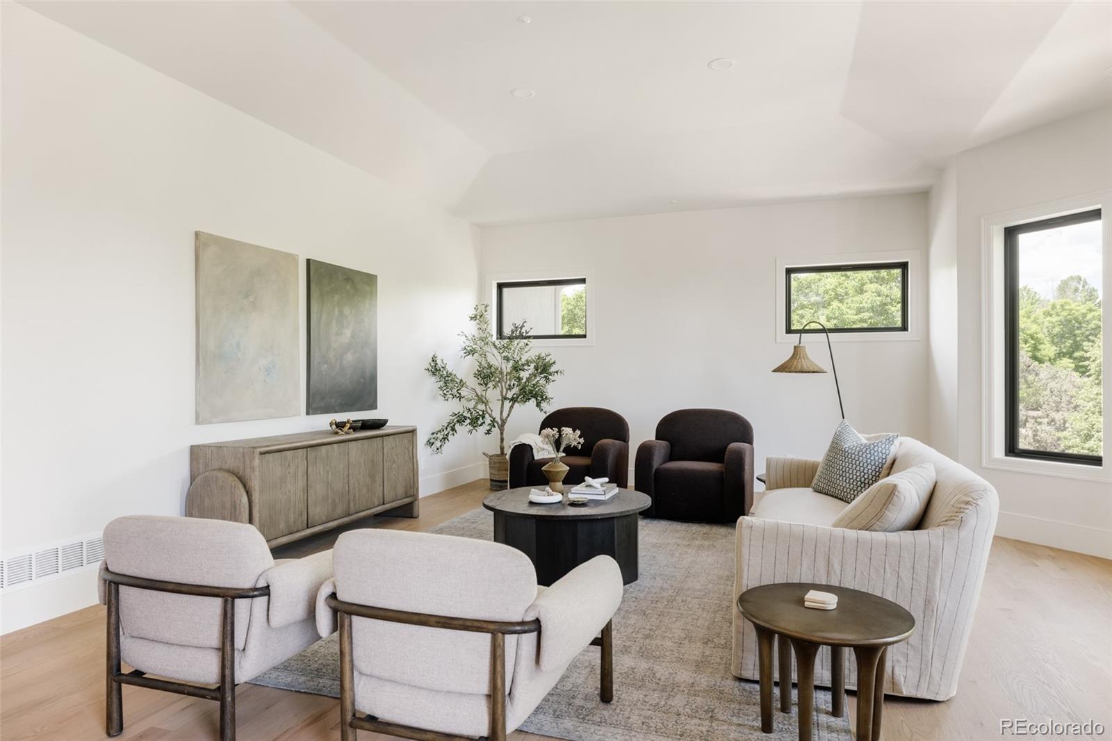 8937 Little Raven Trail