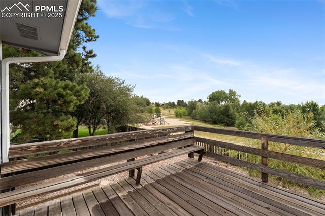 5035 Escapardo Way