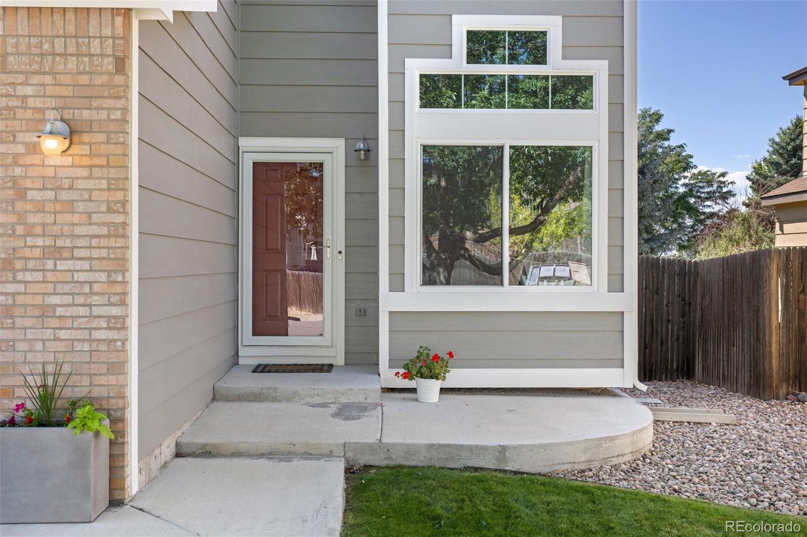 21484 E Crestline Lane