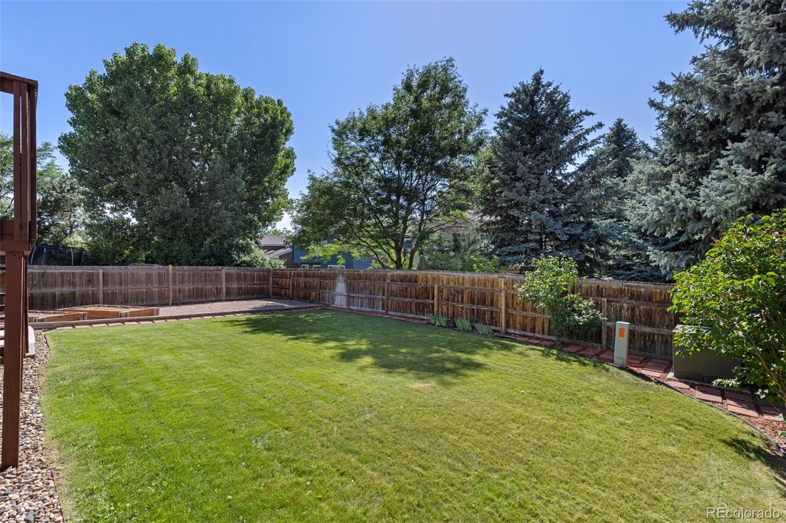 21484 E Crestline Lane