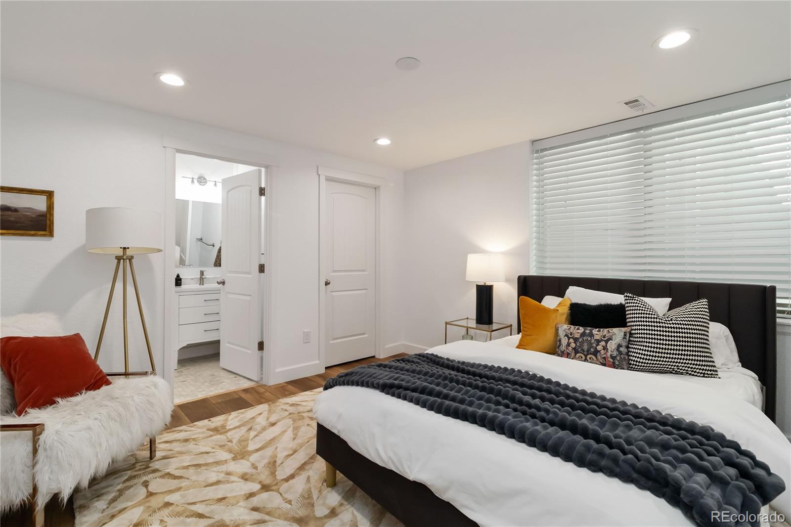 15295 W Baker Avenue