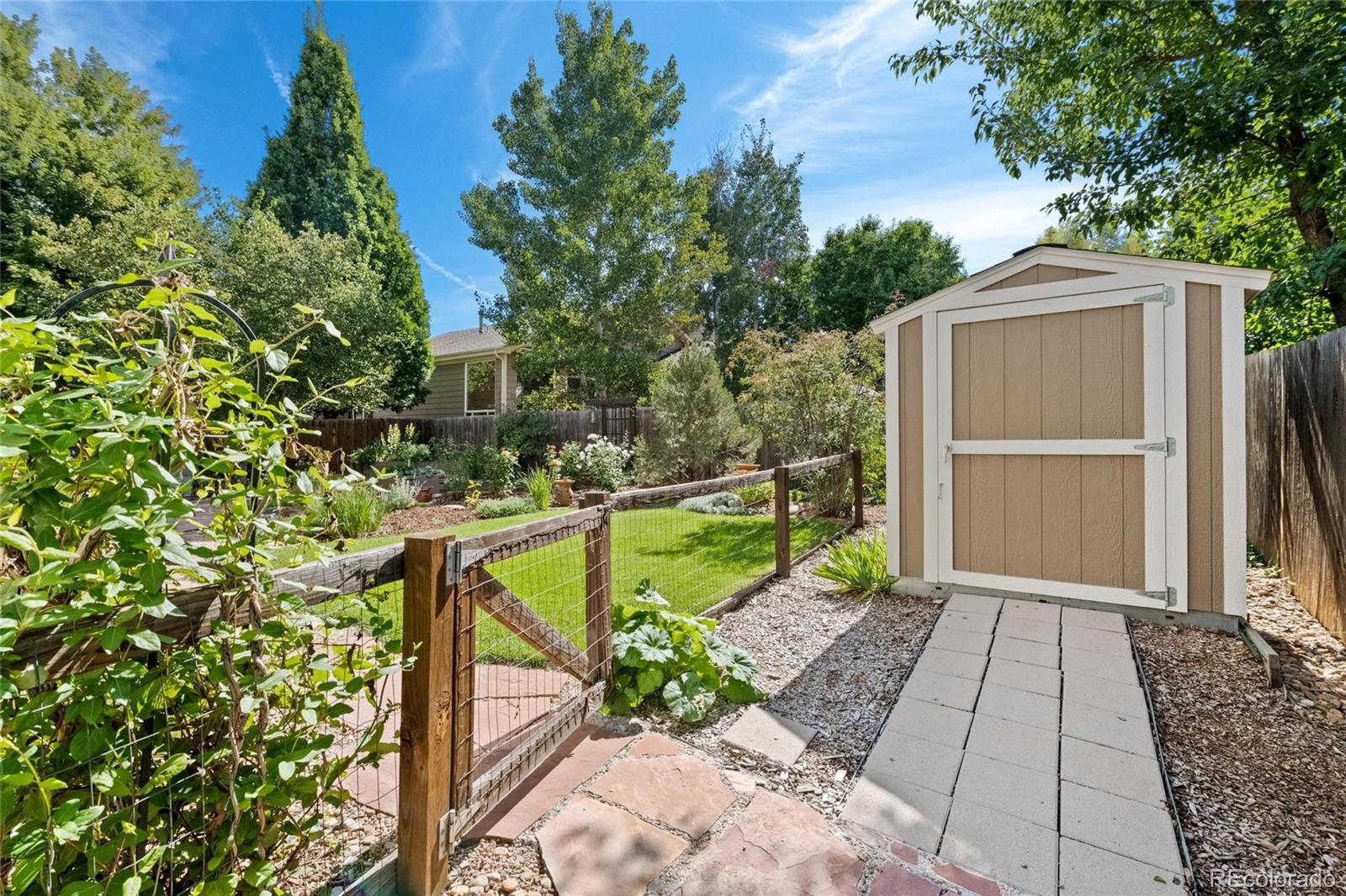 1739 Maccullen Drive