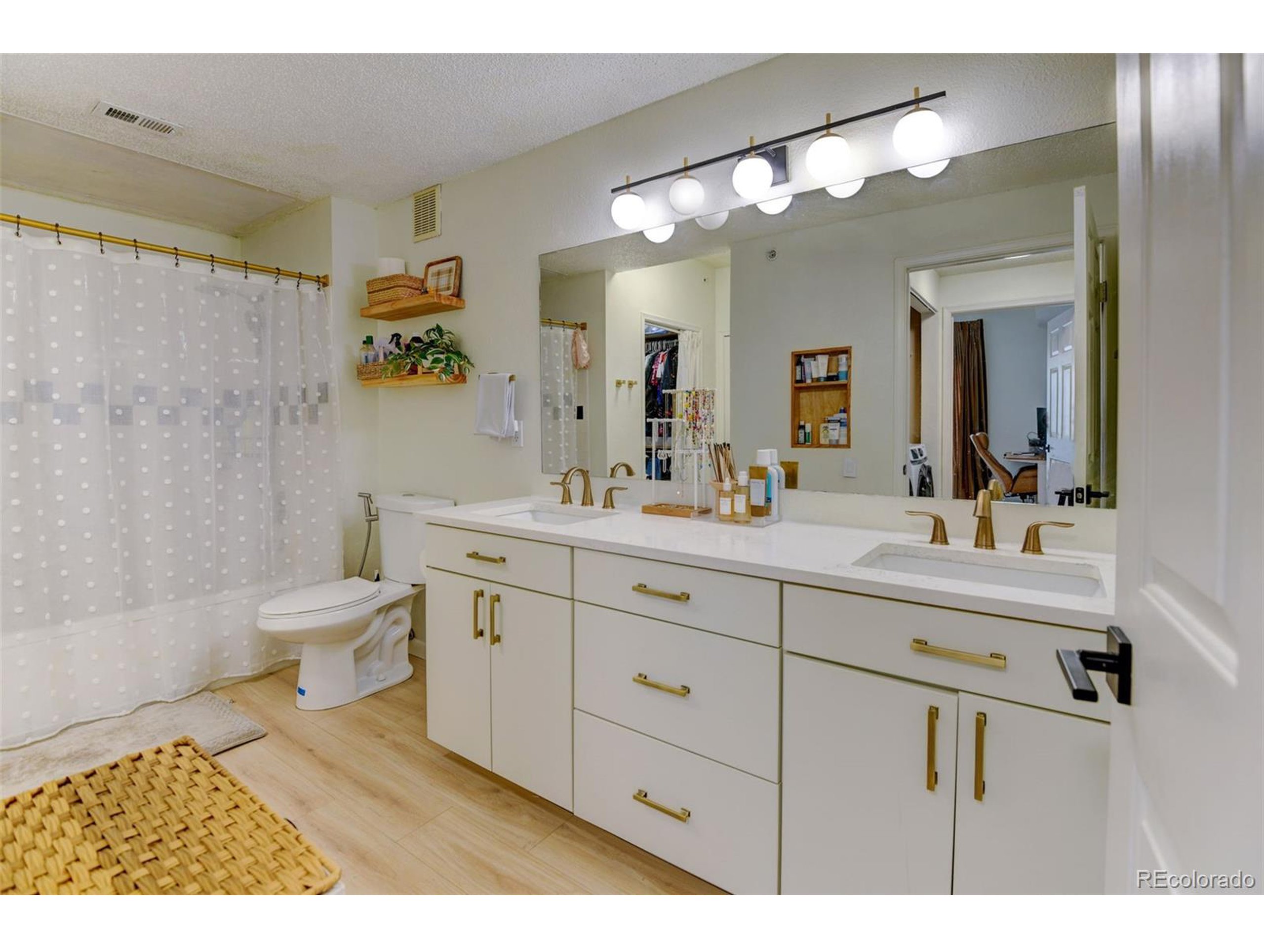 1881 Mallard Dr 3-1881