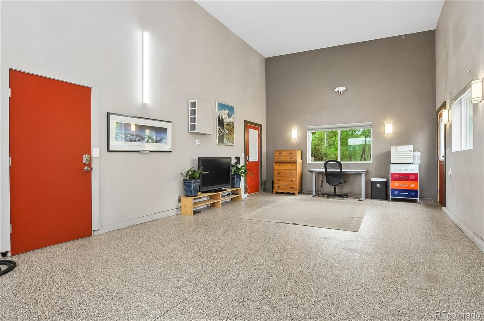 15171 County Road 306
