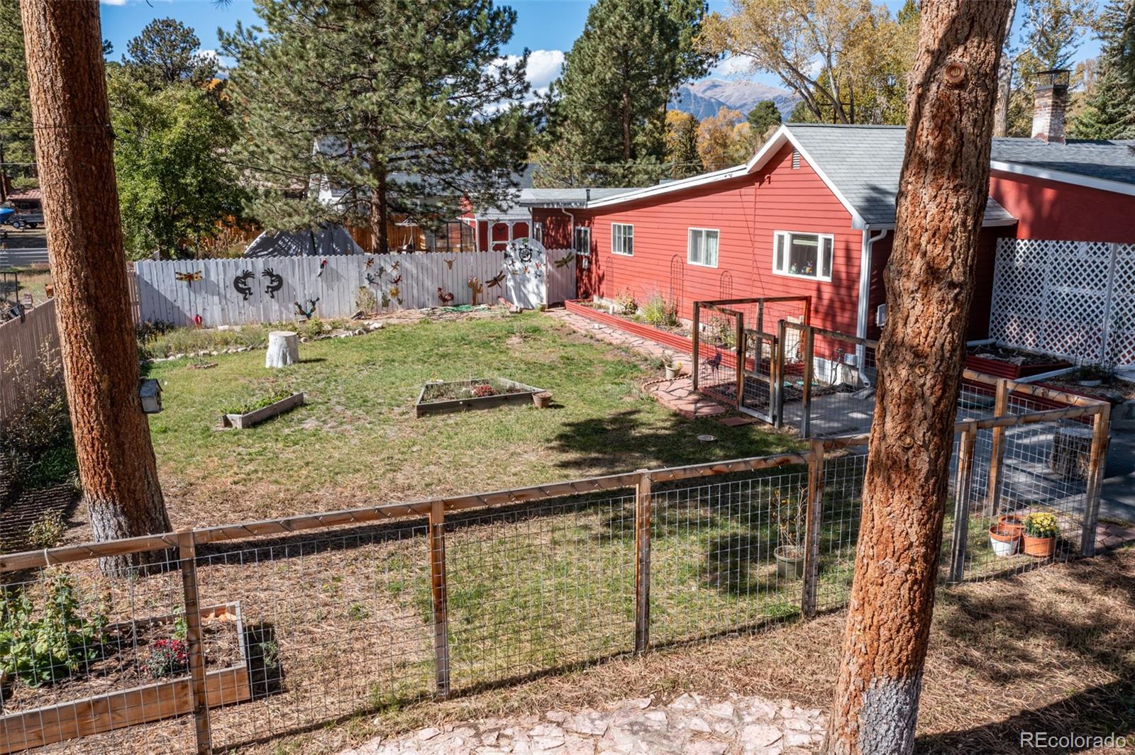 138 N Pleasant Avenue