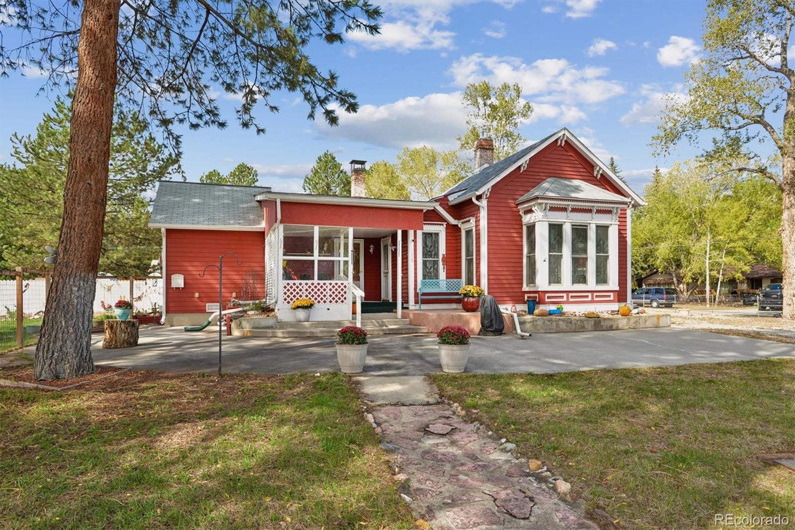 138 N Pleasant Avenue