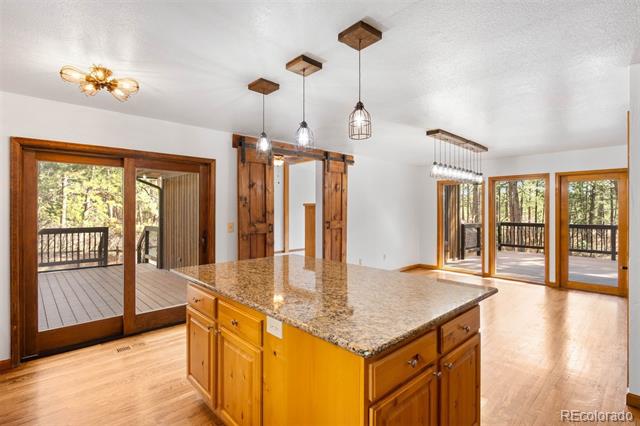 612 Nob Hill Trail