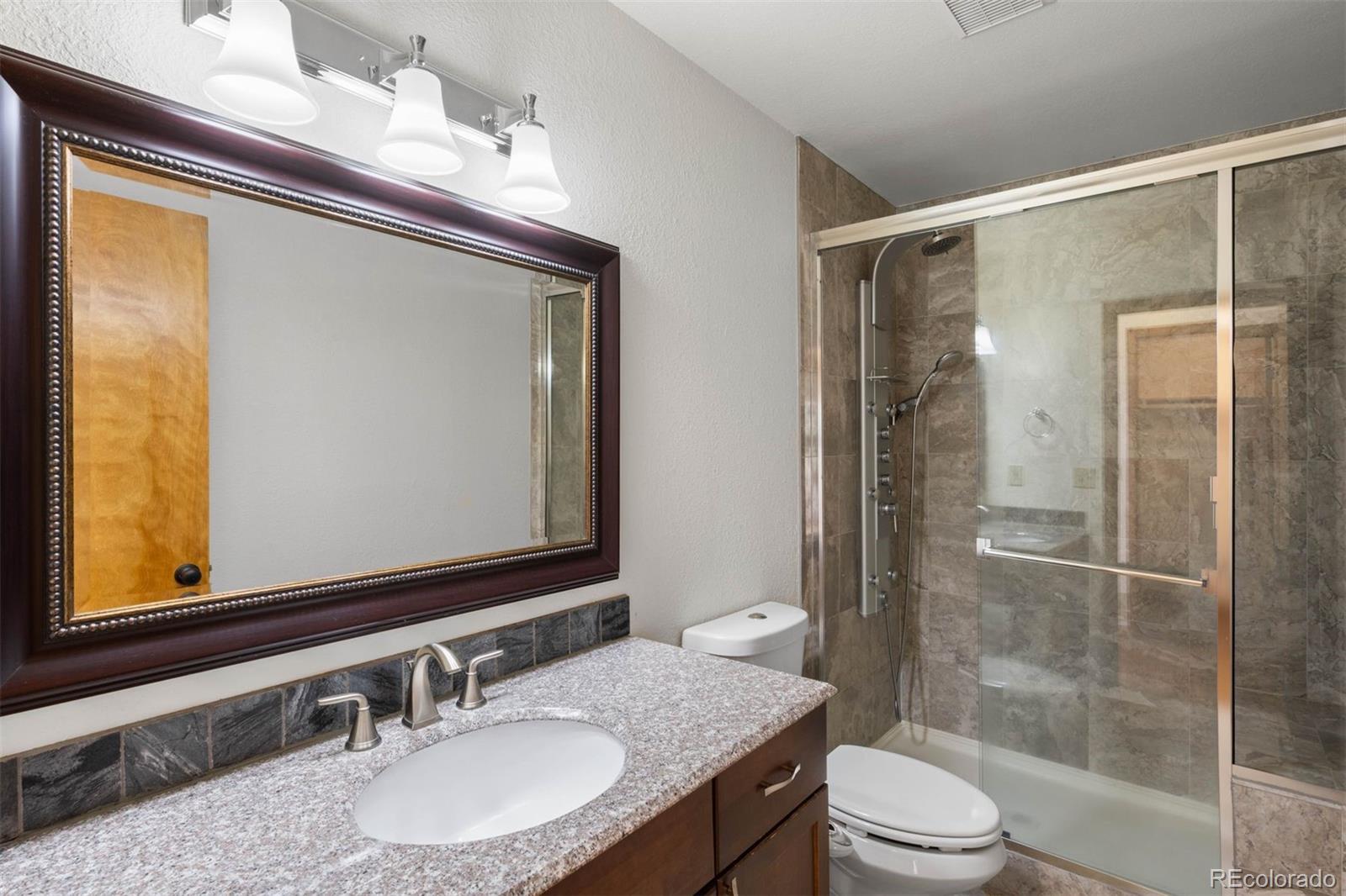 612 Nob Hill Trail
