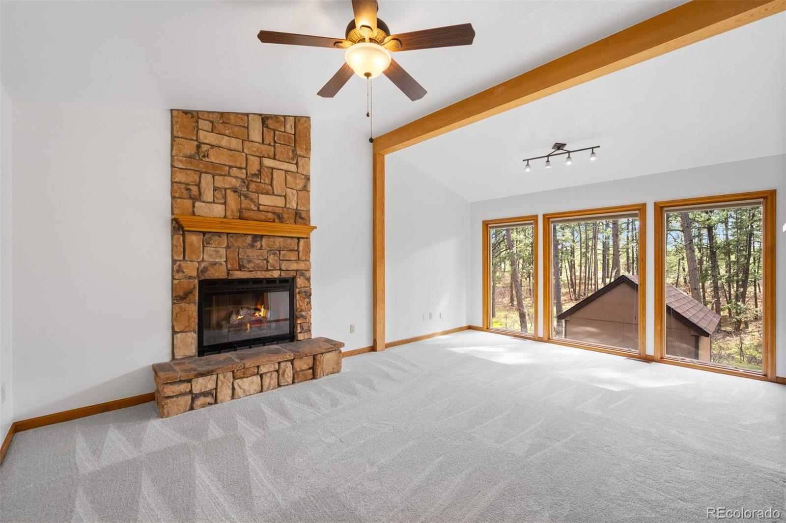612 Nob Hill Trail