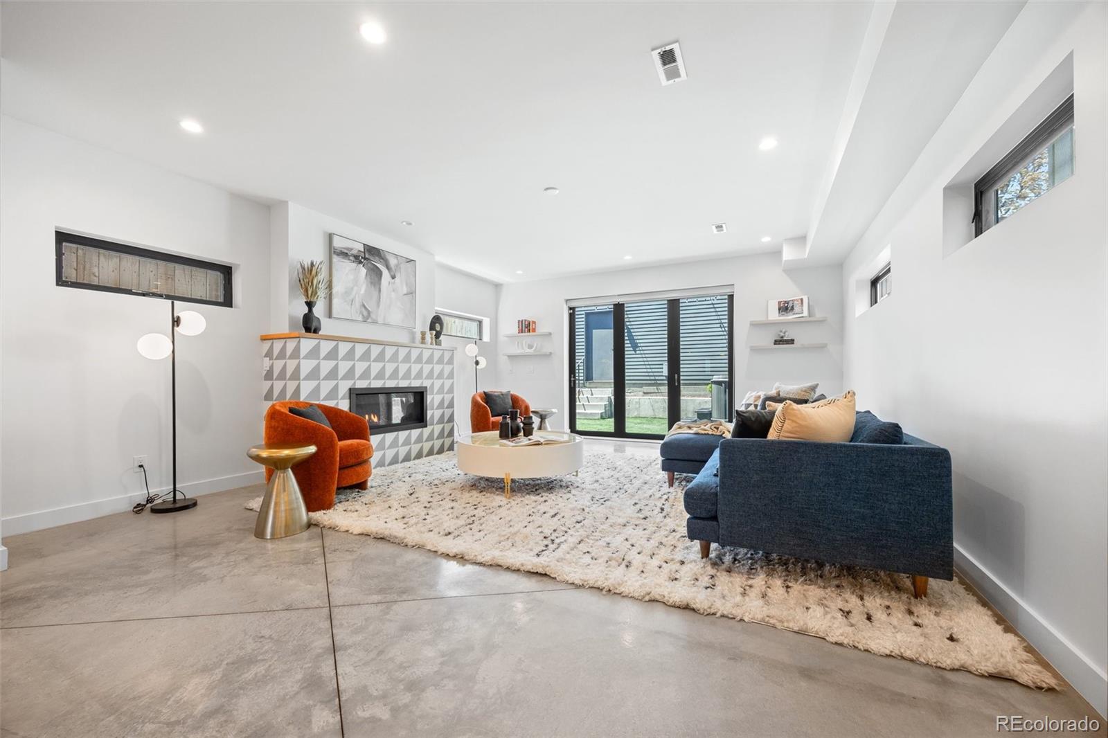 3409 Navajo Street