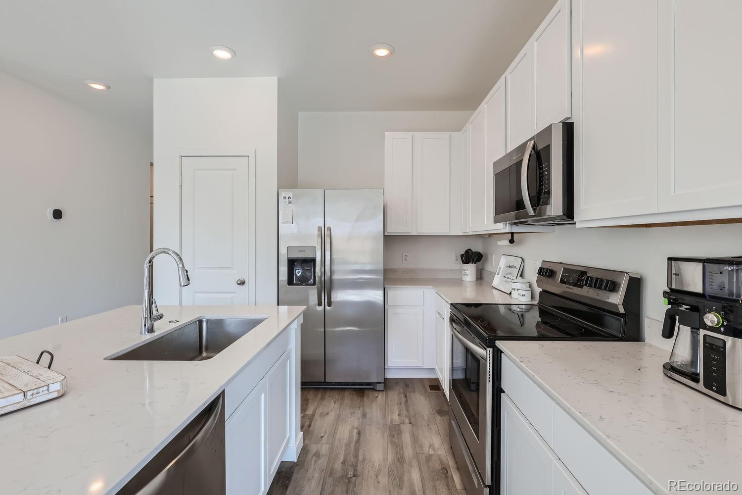 46542 Sunrise Court