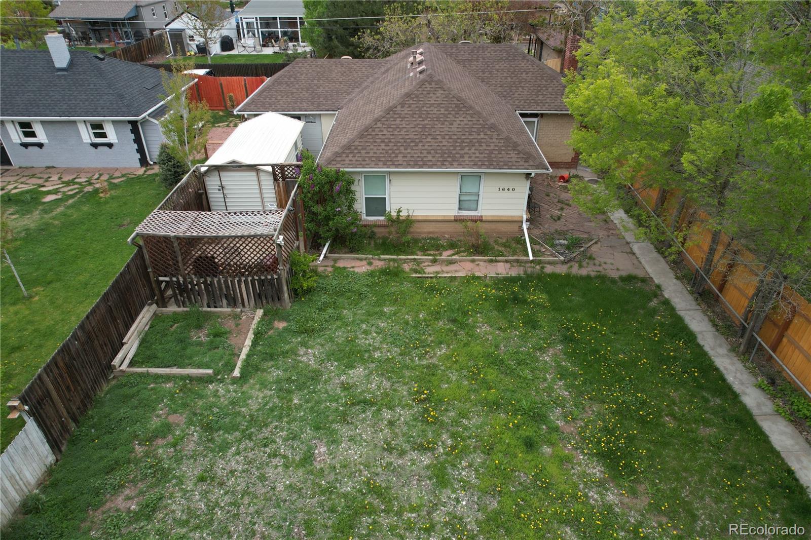 1640 Willow Street