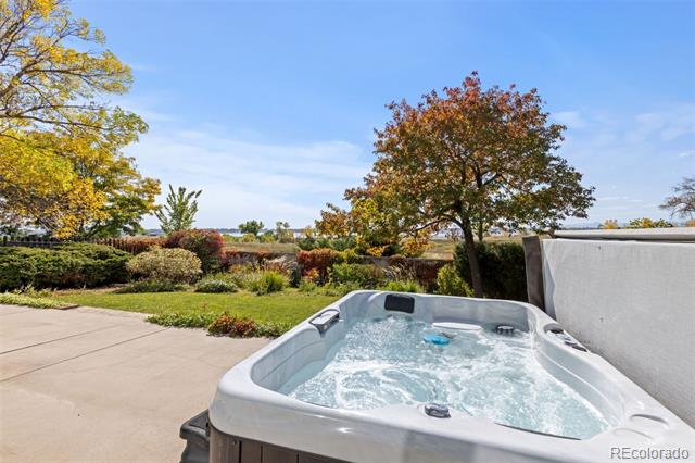 10930 W 100th Drive