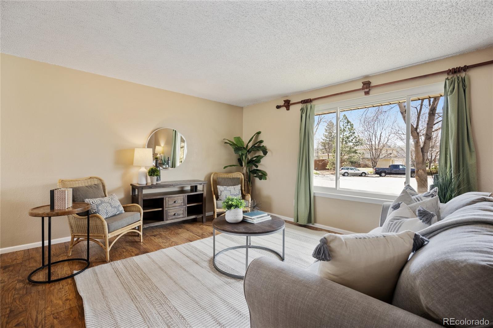 925 Wagonwheel Drive