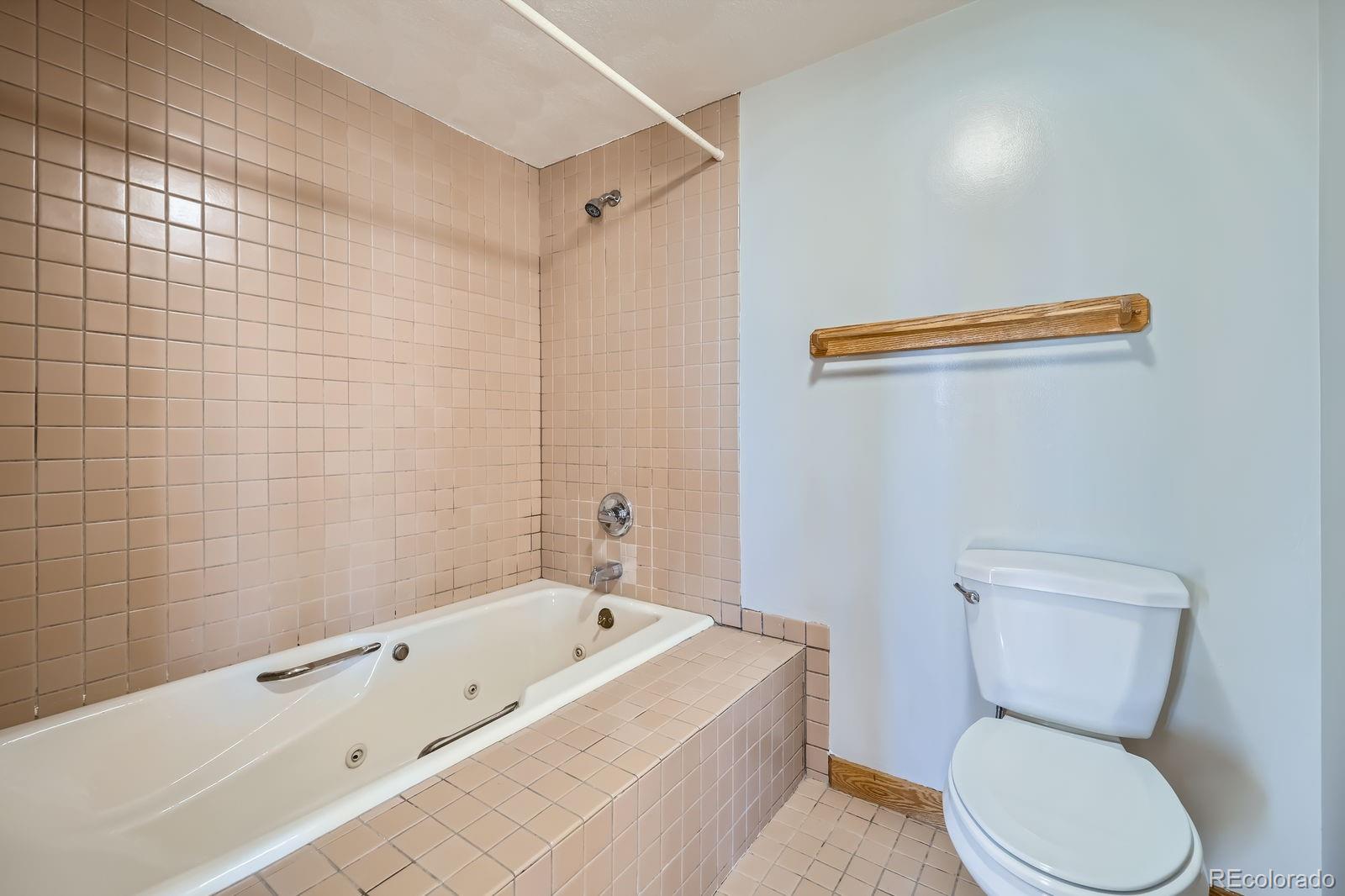 423 Salt Lick Circle Unit: 423